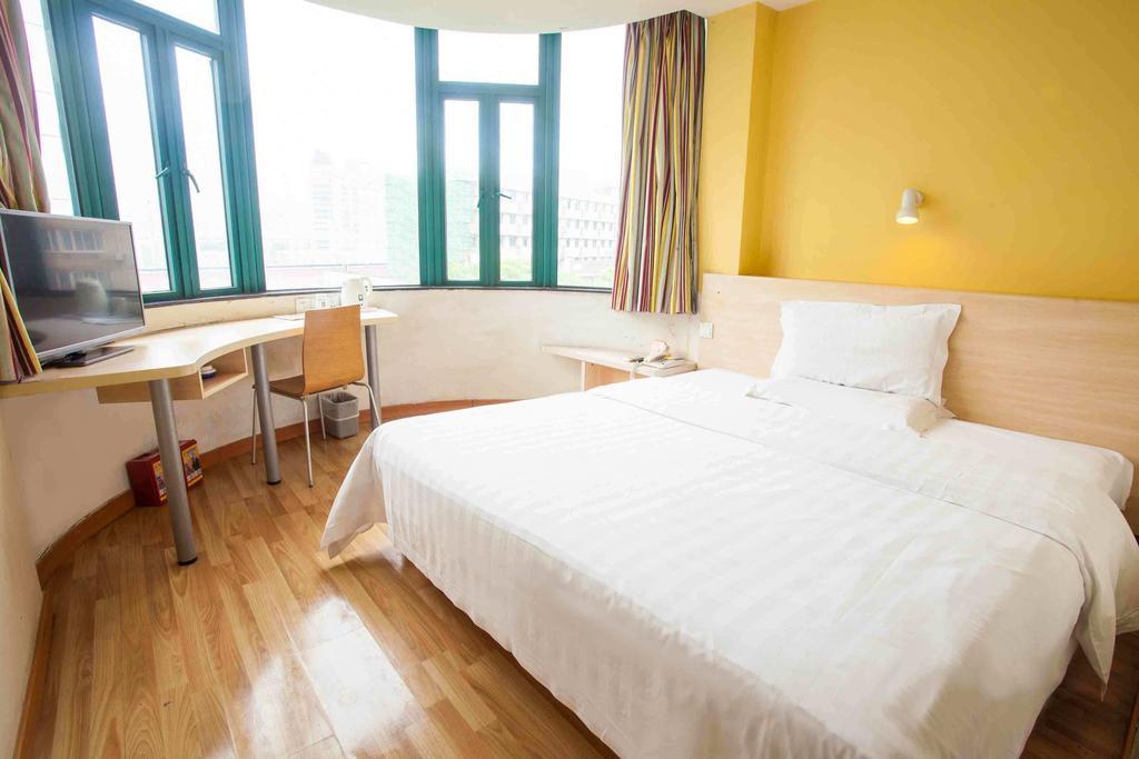7 Days Inn Heze Mudan Road Branch Quarto foto